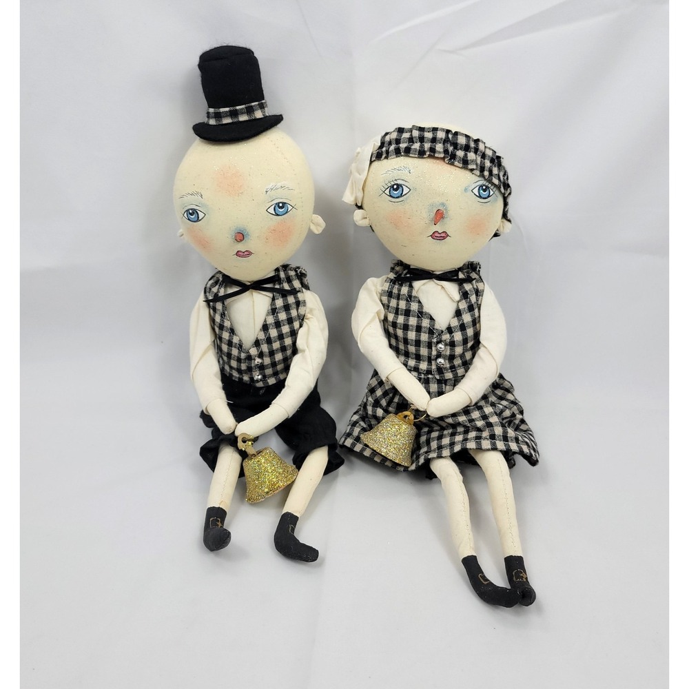 Joe Spencer Quincey & Mincey Snow People Dolls Christmas Gathered Trads Pair